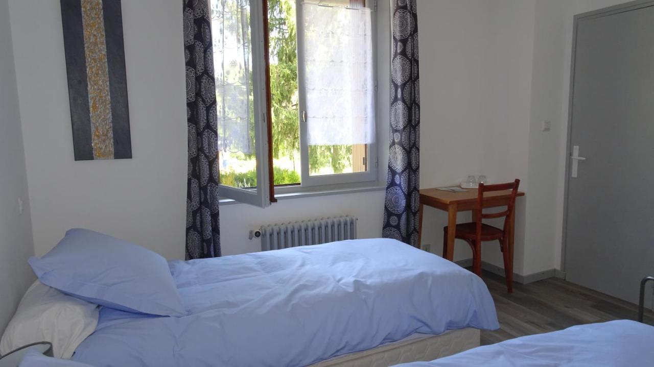 Au Pont De La Gineze Bed and Breakfast Barjac  Eksteriør billede